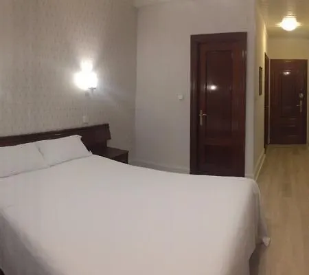 Vista Alegre 3* 카스트로우르디알레스